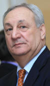 Der abchasische Präsident Sergej Bagapsch ist im Alter von 62 Jahren in Moskau gestorben. Er wurde in einem Krankenhaus der russischen Hauptstadt wegen Problemen mit der rechten Lunge operiert.