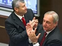 Die Regierungschefs von Sdossetien und Abchasien, Eduard Kokoity und Sergej Bagapsch  (Foto: dpa)